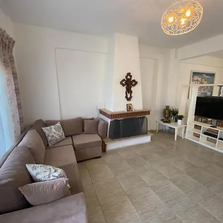 Townhouse Mara *